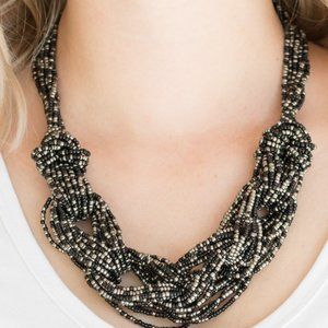 City Catwalk Necklace Set - Black
